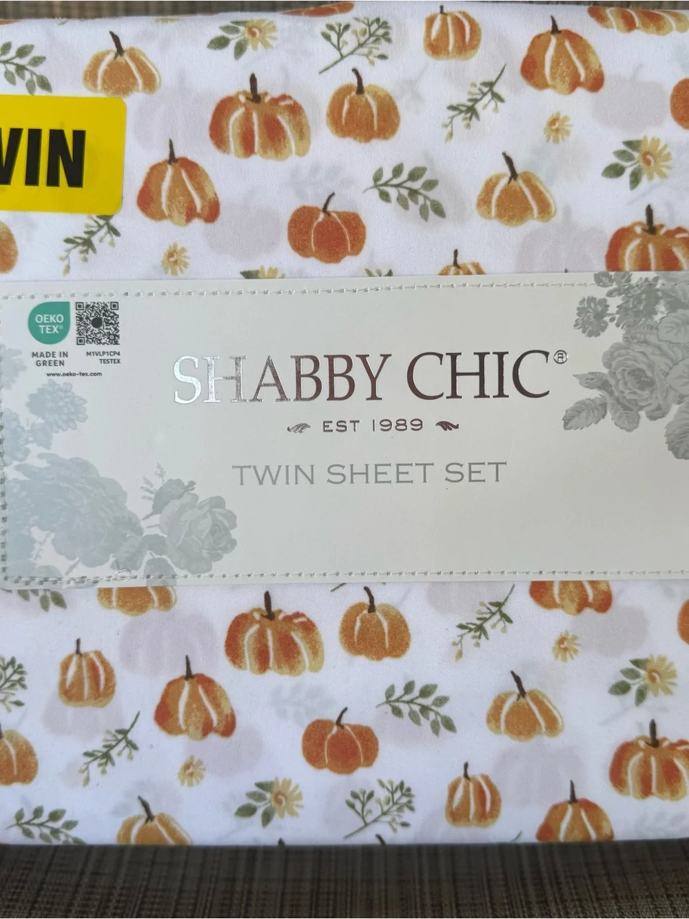 Shabby Chic White Sheet Set with Orange Pumpkin Pattern